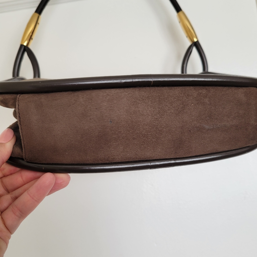 Gucci Suede Shoulder Bag - Picture 4 of 11